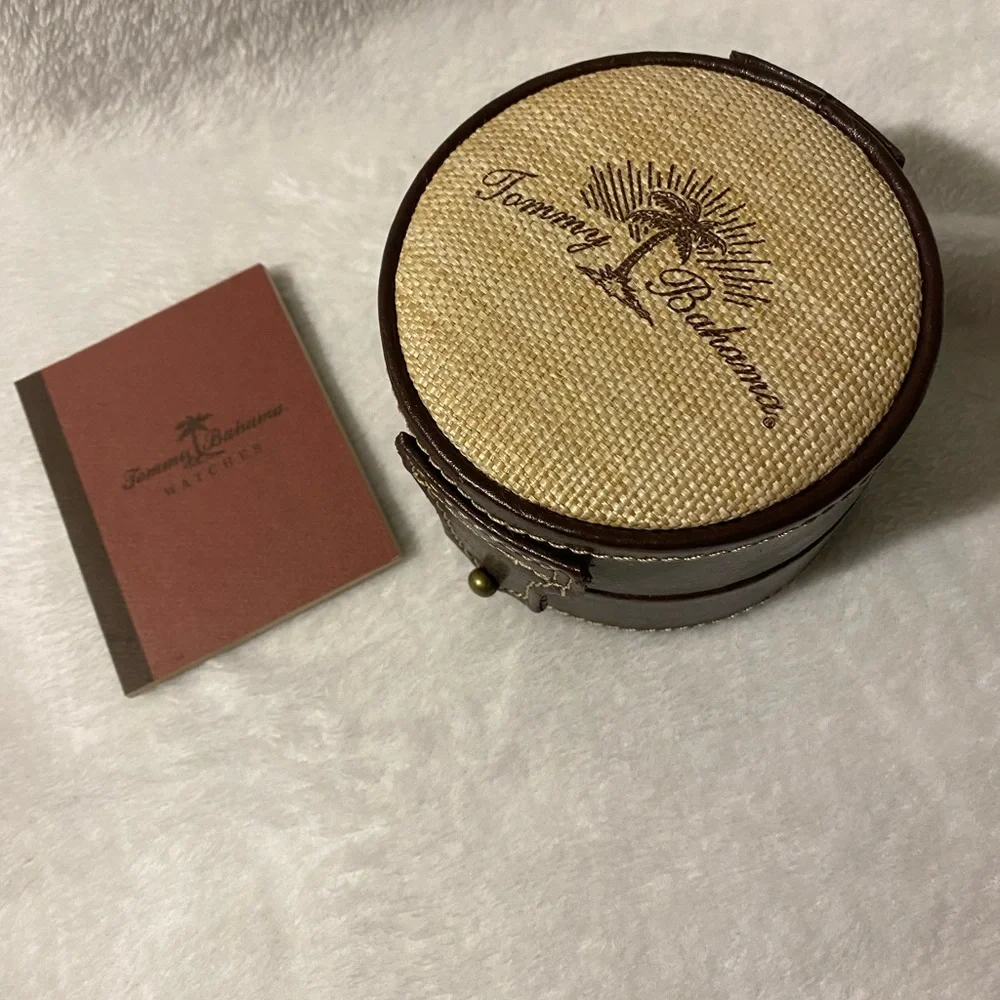 Tommy Bahamas Ladies Watch with Silver Band (Style TB4032) - Picture 5 of 9